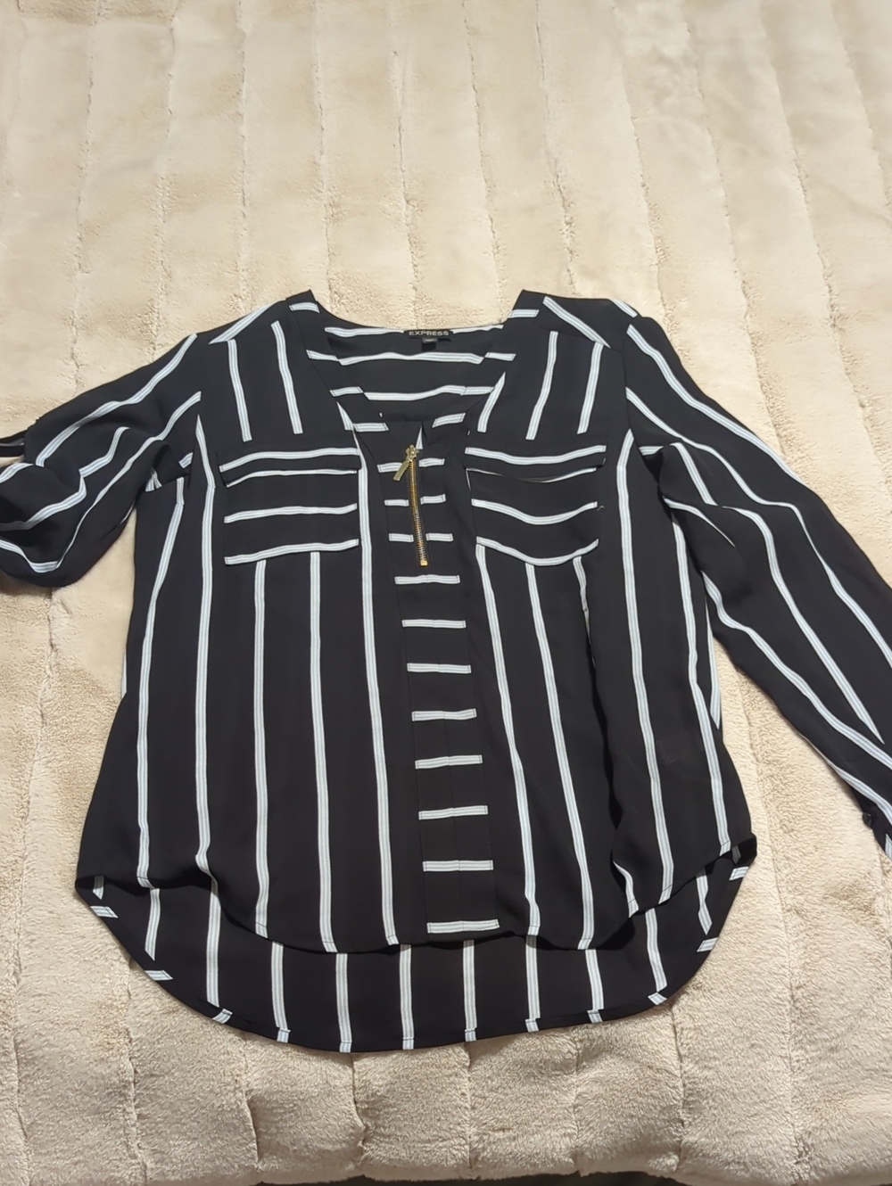 Express Black and White Striped V-Neck Blouse with Zip